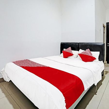 Hotel O Kambang Iwak Area Near Kambang Iwak Park Formerly Kerangga Палембанг Екстериор снимка
