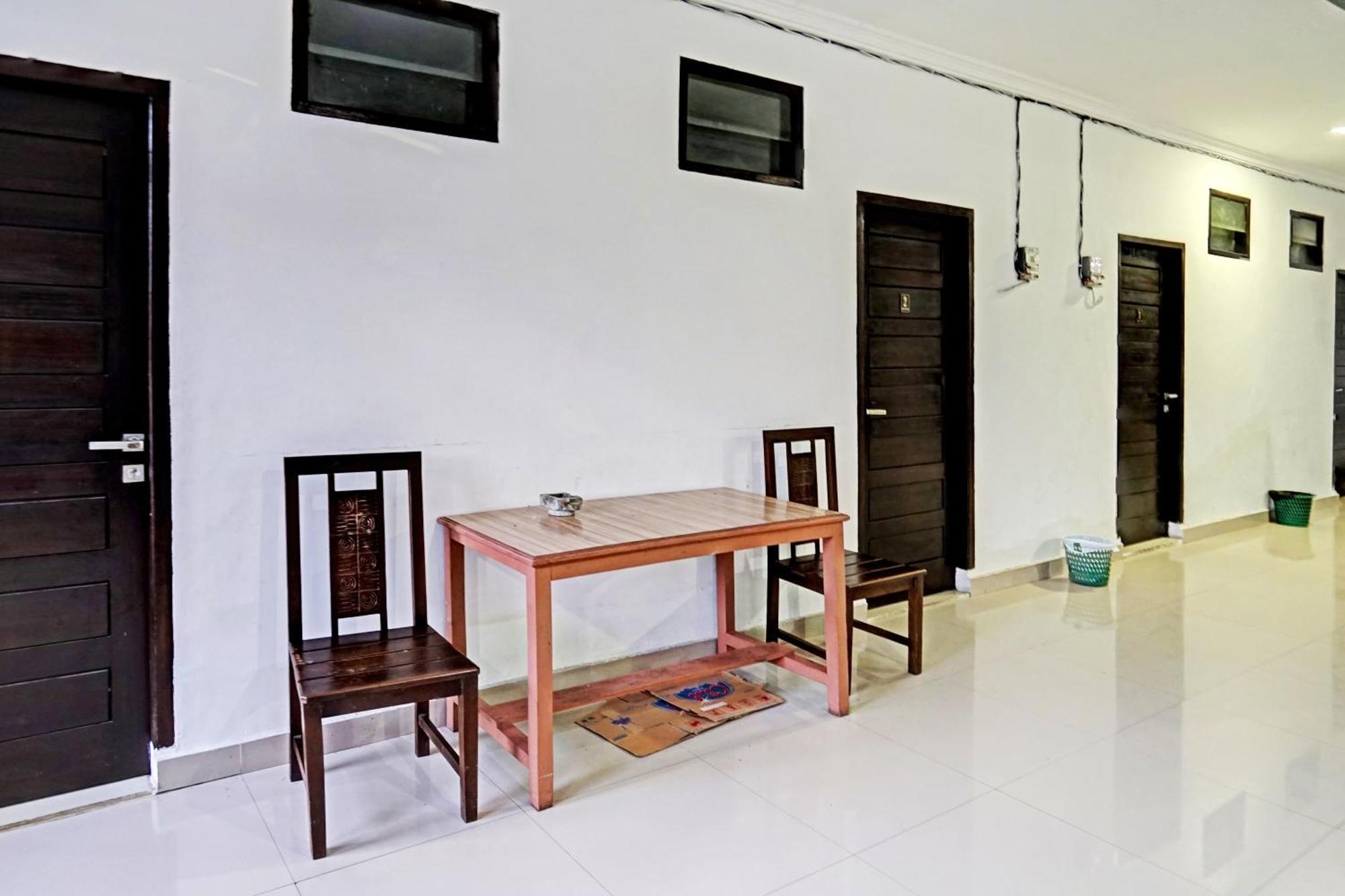 Hotel O Kambang Iwak Area Near Kambang Iwak Park Formerly Kerangga Палембанг Екстериор снимка